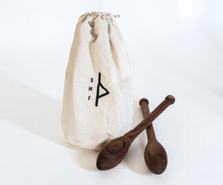 Teardrop Walnut Clubs 550g & Bag - BMF BodyMindFit circular fitness tools