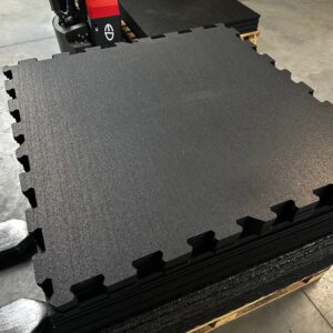 10mm Fitness- & Bodenschutz- “Puzzlematte-Rand” 956x956x10mm schwarz - Image 18
