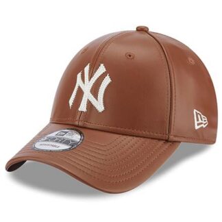 New Era New York Yankees MLB Leather 9FORTY Strapback Cap  braun/weiß | Omidis.de