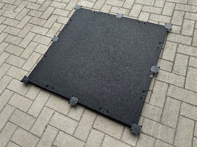 “FitUltra TURF”-100x100x2cm schwarz – Bodenschutzmatte inkl. 4 Verbinder - Image 12
